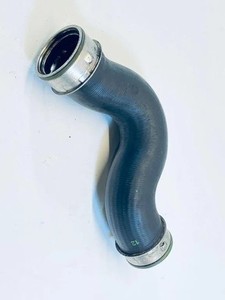 VW PASSAT B7 ALLTRACK 365 Ladeluftkühlerschlauch 1K0145832E 1.97 30674876