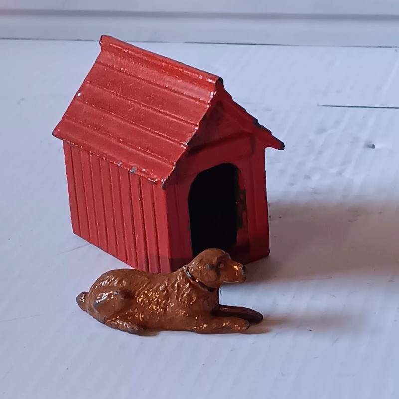 Vintage JOHILLCO. LEAD DOG WITH DOGHOUSE/KENNEL ENGLAND