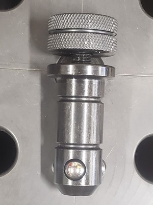 28 MM LOCATING PIN FOR MODULAR WELDING TABLES  Fast Clamping Bolt 