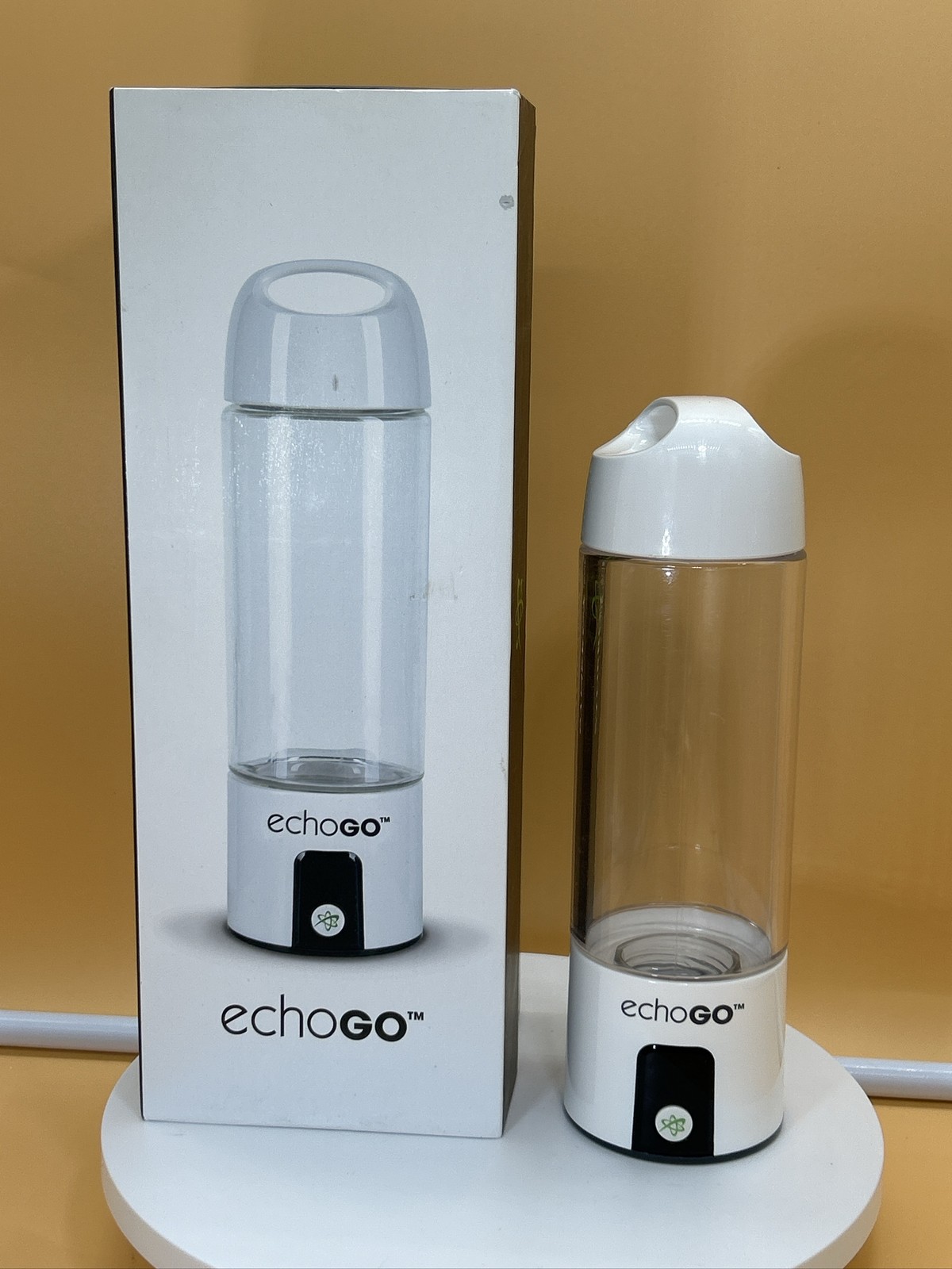Synergy Science. Echo Go Hydrogen Water Bottle White Recharg