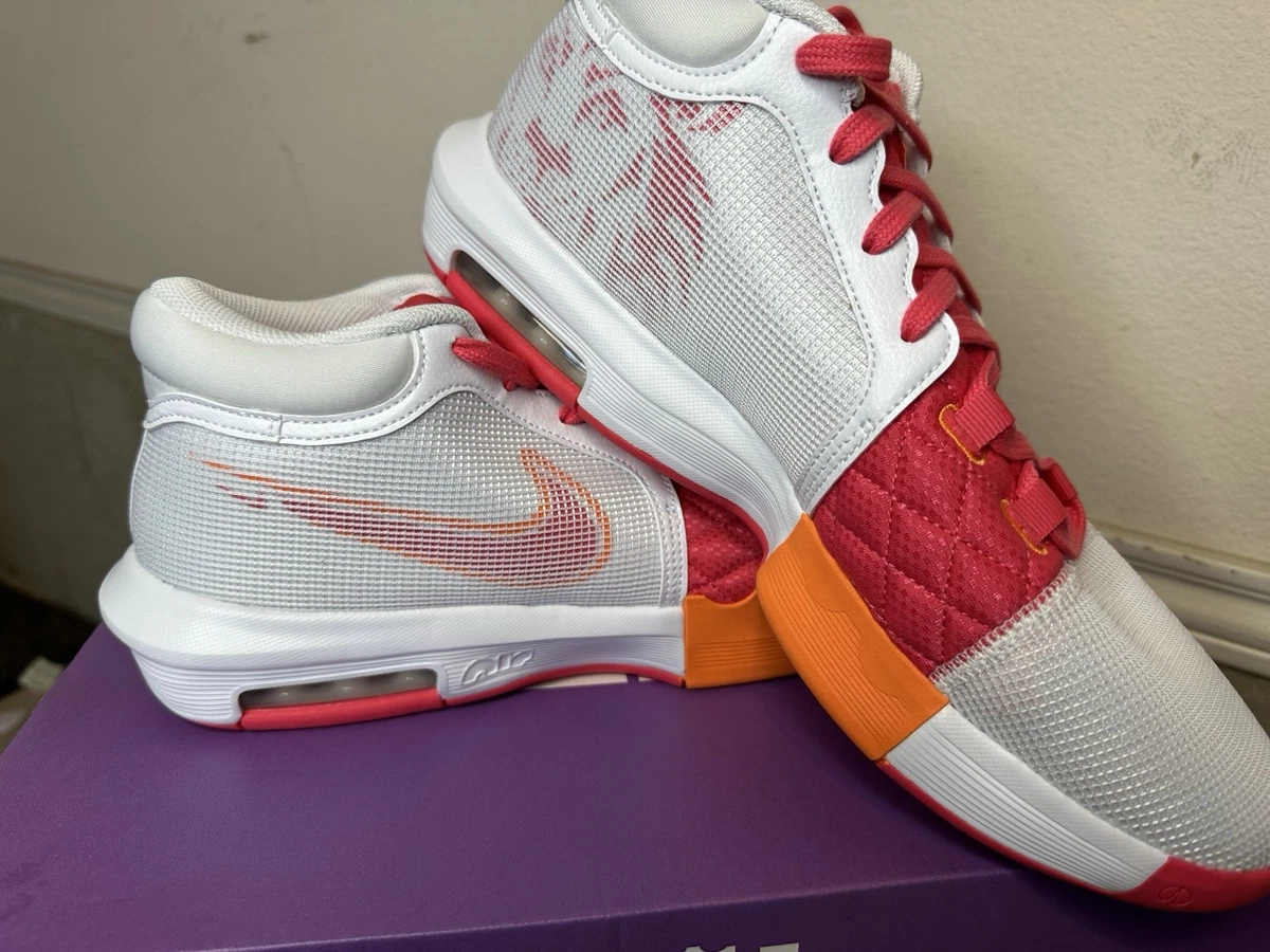 ? Unisex LeBron Witness 8 \