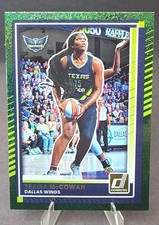 2025 Panini Donruss WNBA - Teaira McCowan #57 Green Shimmer