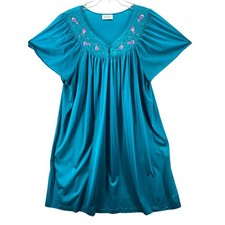 VTG Vanity Fair Nightgown Sz L Teal Embroidered Quilted Grandmacore Cottage