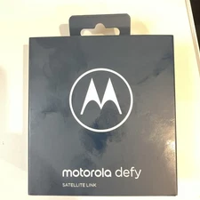 Motorola Defy Satellite Link 2-Way Messaging Communicator with SOS Assist BM3A01