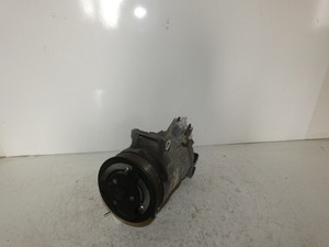 Klimakompressor    VW Golf VI 6 Variant  Bj10    5N0820803