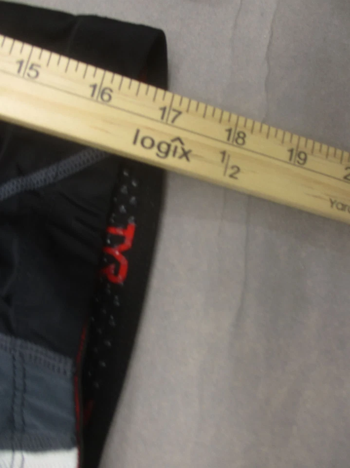 Pantalones Cortos de Ciclismo TYR Talla XL Para Hombres Negros Negros Nylon Spandex Acolchados Cremallera Bolsillo 151 Foto 4 de 4