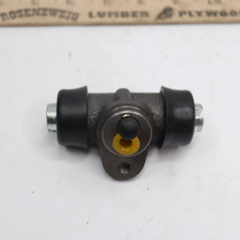 OE Brand Brake Cylinder VW113611057BOEB - Image 3 of 4