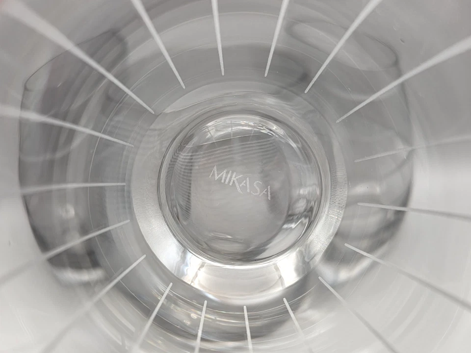 Juego de 4 copas de vino sin tallo Mikasa Cheers gris humo Foto 3 de 4