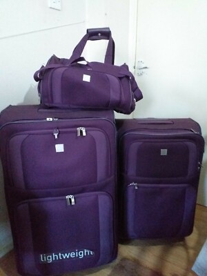 tripp suitcase set of 3