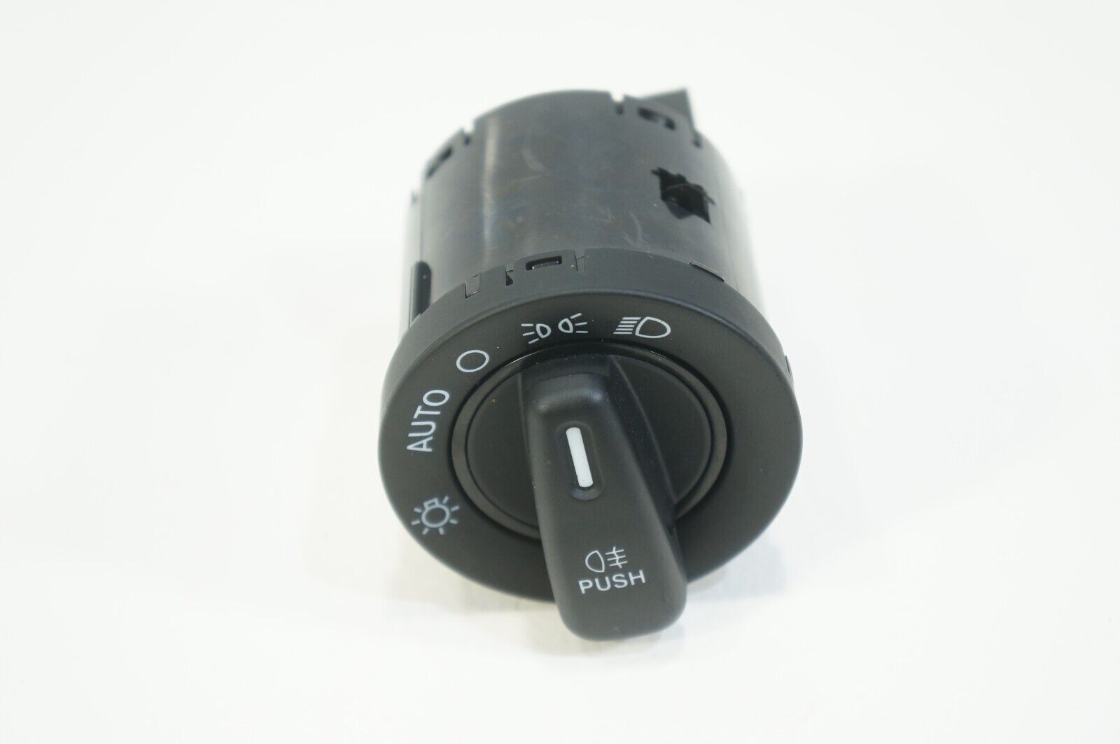 14-2022 Maserati Ghibli M157 Headlight Control Switch 670019822 OEM