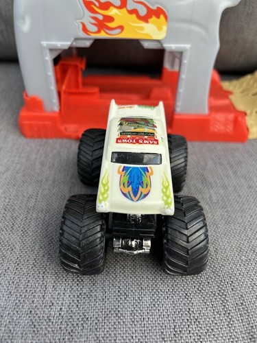 HEISSRÄDER MONSTER LKW WÄHLEN SIE AUS LISTE AUTO RABATTE VERFÜGBAR - Bild 231 von 625