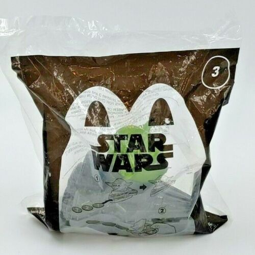 McDonald's Happy Meal Toy 2021 Star Wars #3 Yoda Flying Disc Launcher Figure NEW