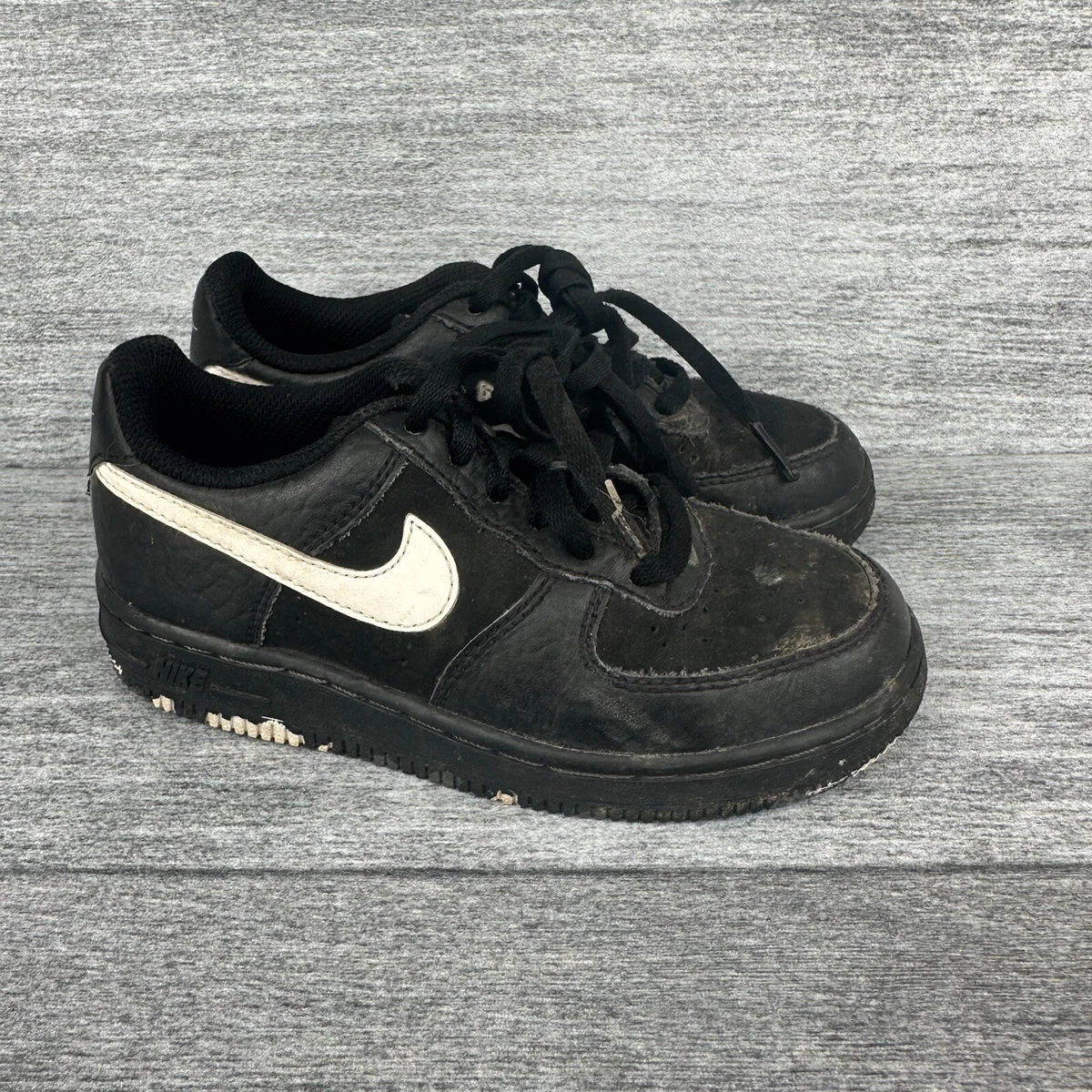 Nike youth air force top