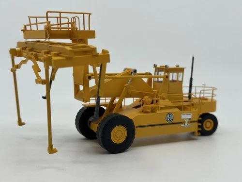 HO Scale Wheels of Time BNSF PC-90 Piggy Packer Intermodal Crane