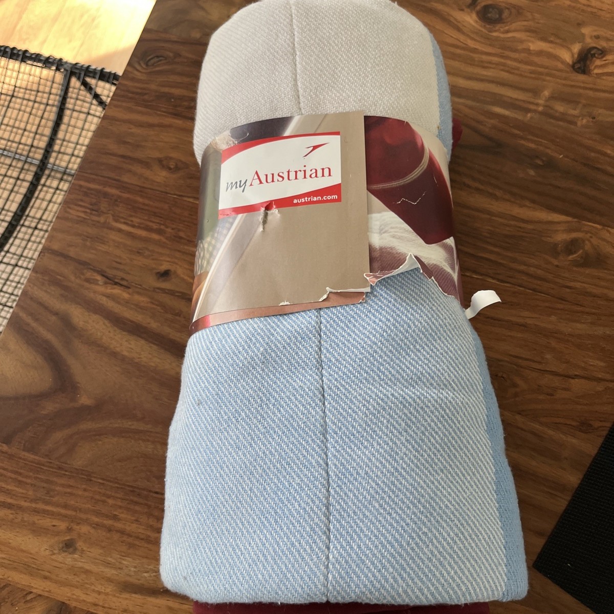 vintage AUSTRIAN AIRLINES cabin blanket travel throw Red, White