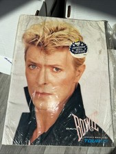 DAVID BOWIE ORIGINAL Serious Moonlight Tour Program 1983 SEALED!