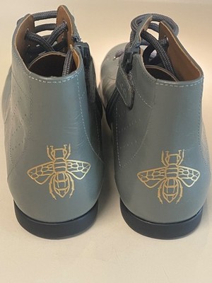 Gucci  Bee Leather Ankle Boots size 33 Color Grey.  New