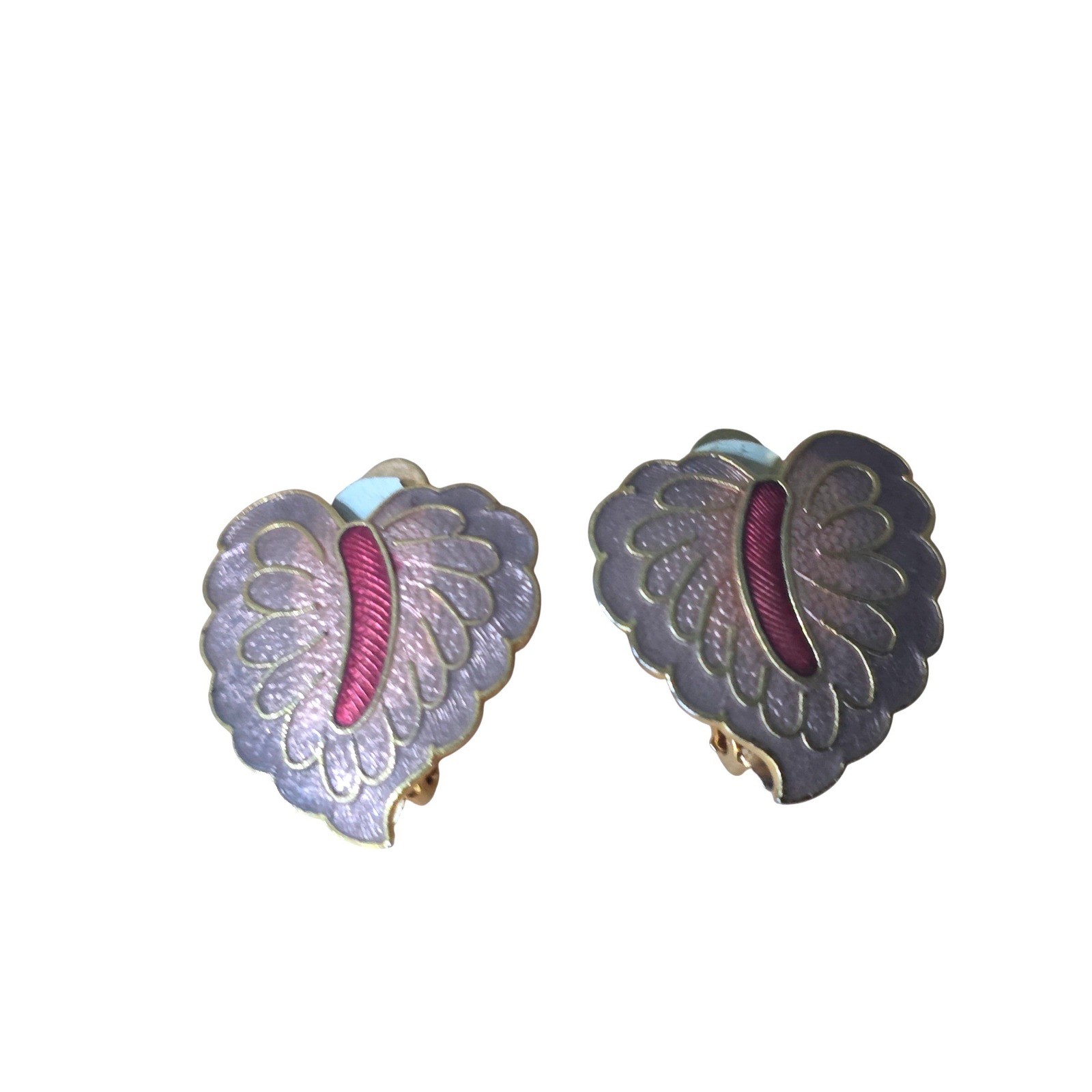 Vintage Purple Magenta Guilloche Enamel Gold Tone Heart Leaf Clip On Earrings