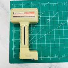 Vintage ZEBCO DE-LIAR MODEL 228 FISHING CATCH WEIGHT SCALE Made in USA