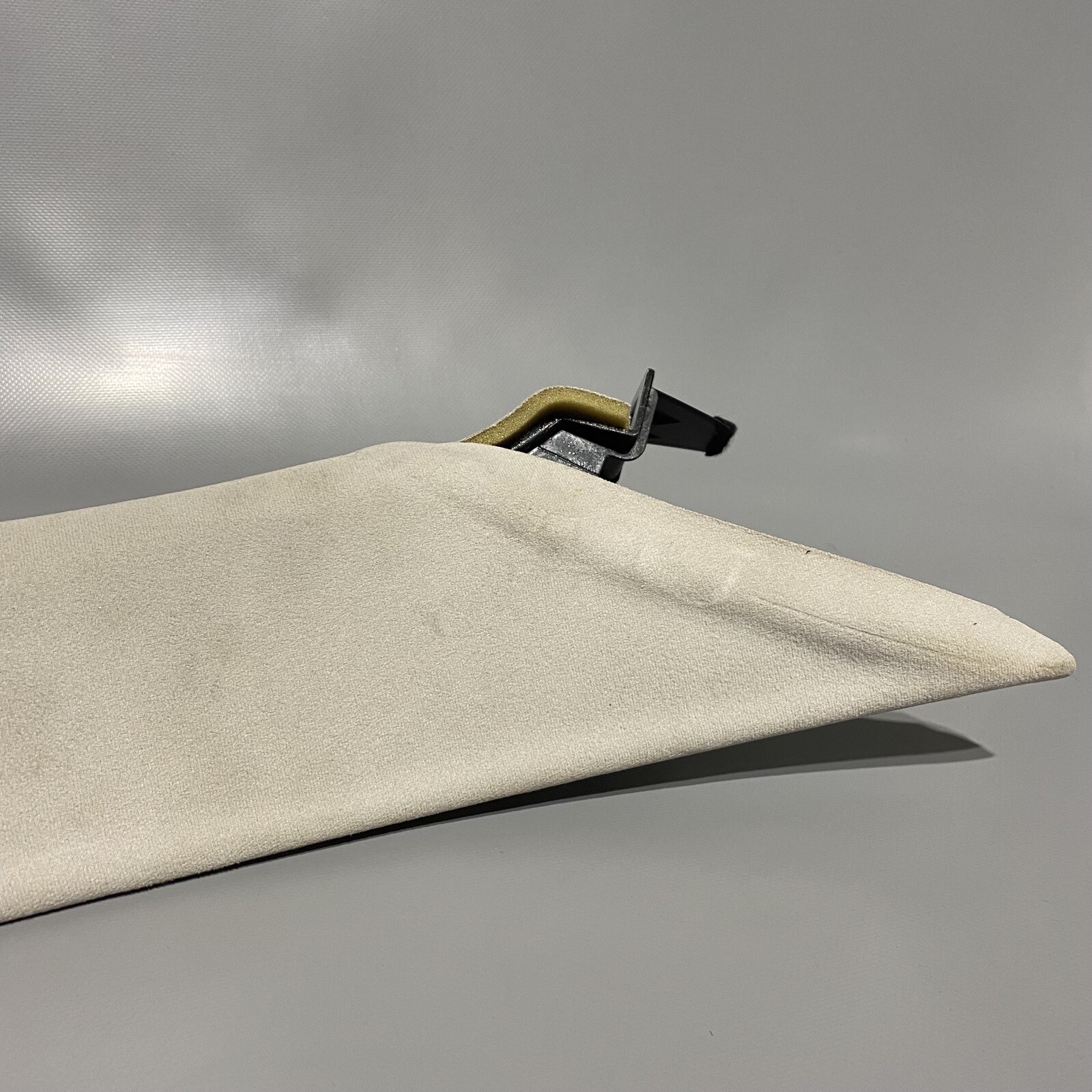 MASERATI GHIBLI A-PILLAR COVER RIGHT SIDE 2014 2015 2016 2017 OEM 670010333