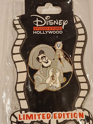 Disney Pixar Coco Ernesto de la Cruz Profile LE 300 Pin DSF