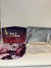 Stylish Set of 4 Ipsy Pouches Great Condition Makeup Bags Travel Bag Clutch