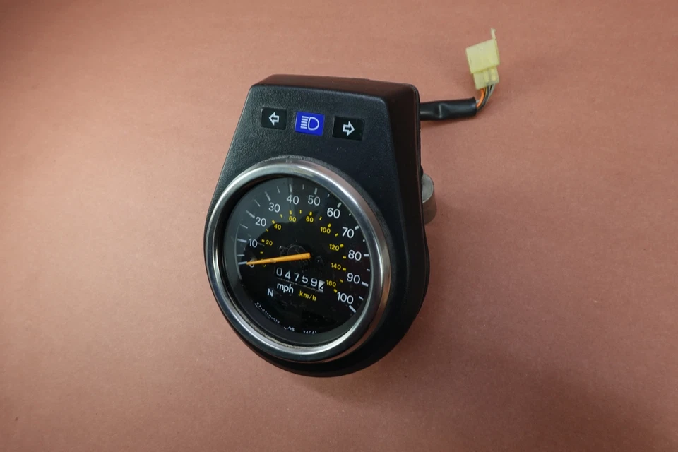 2014 07-16 Suzuki LS650 Boulevard S40 medidor velocímetro tach - Imagem 2 de 4