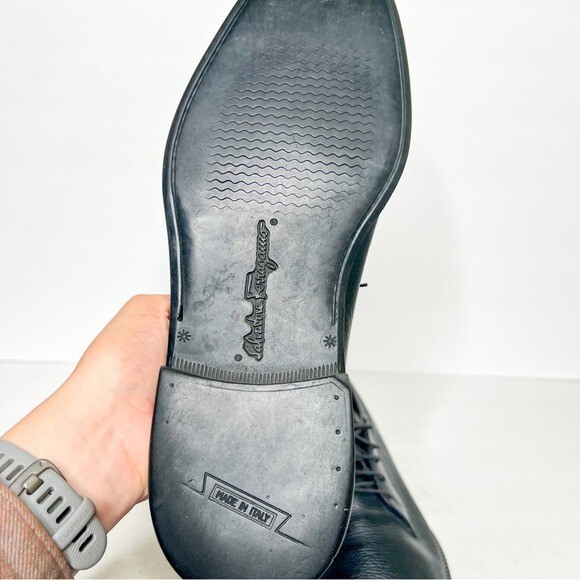 Salvatore Ferragamo Studio Men display picture 3