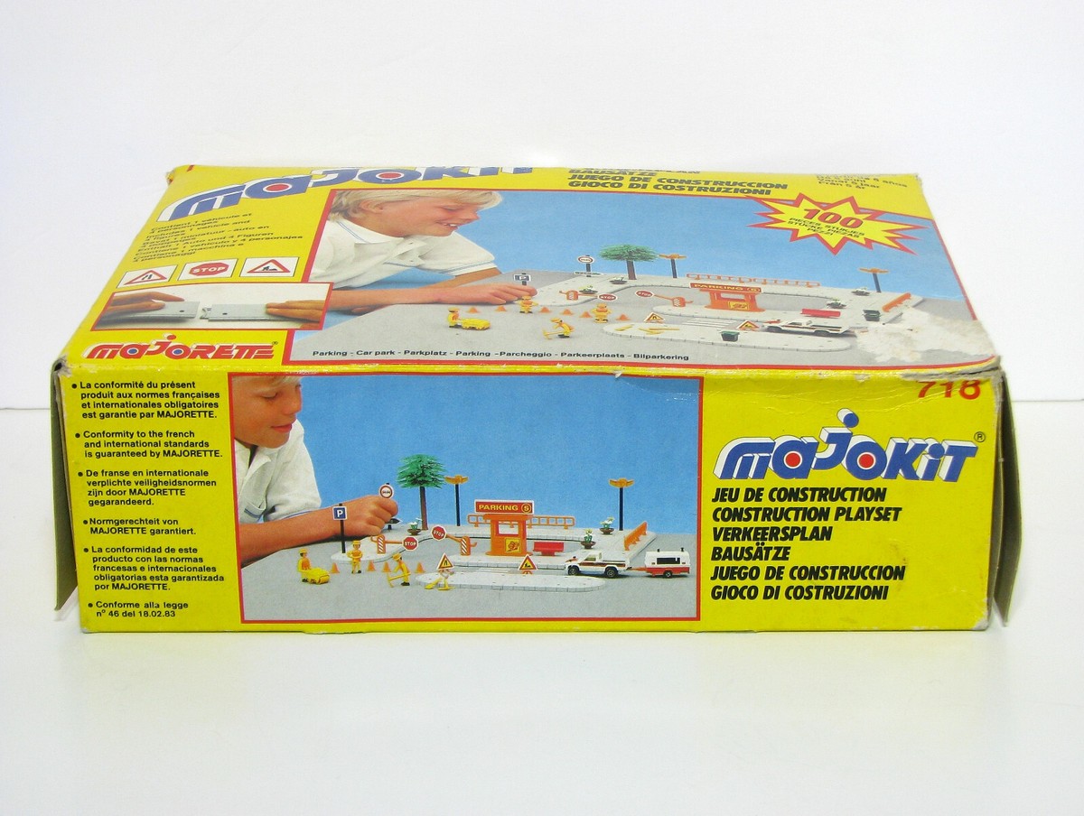 RARE 1980's VTG MAJOKIT 718 PARKING & CONTRUCTION PLAYSET BY