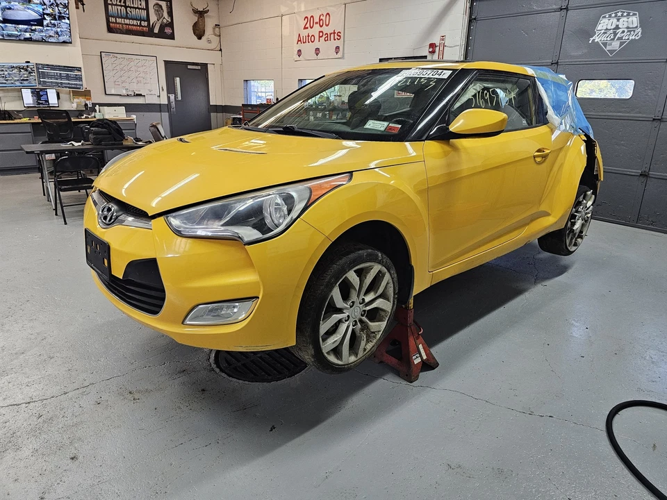 Eje de transmisión izquierdo usado se adapta a: Hyundai Veloster 2013 sin turbo en Gra izquierdo Foto 2 de 4