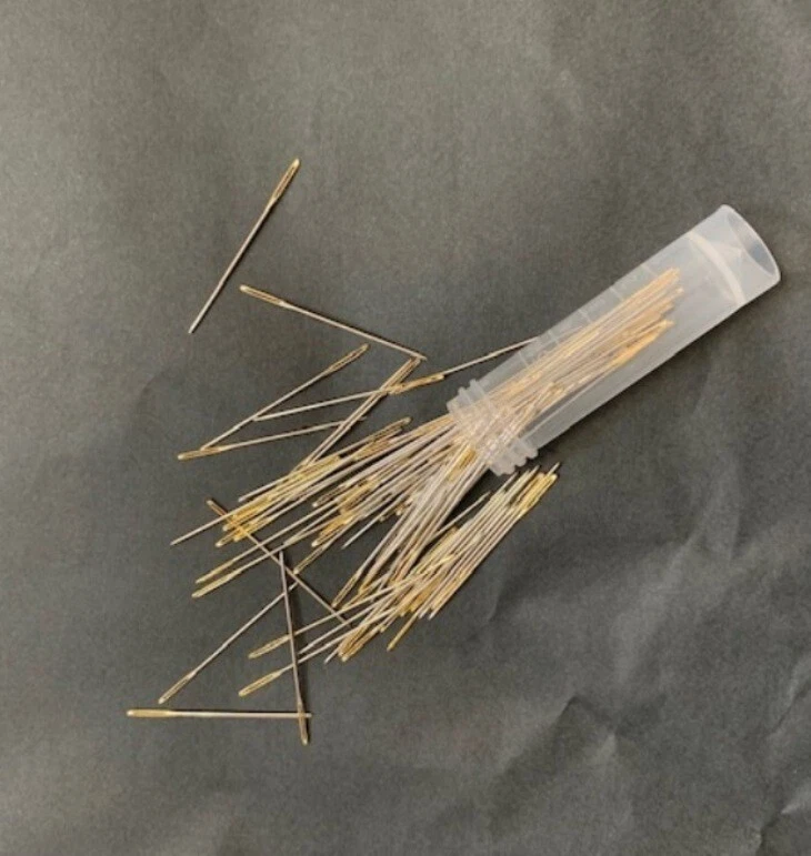 60 PCS  3CM & 4CM CROSS STITCH EMBROIDERY NEEDLES  *POSTED FROM SYDNEY* - image 2 of 2