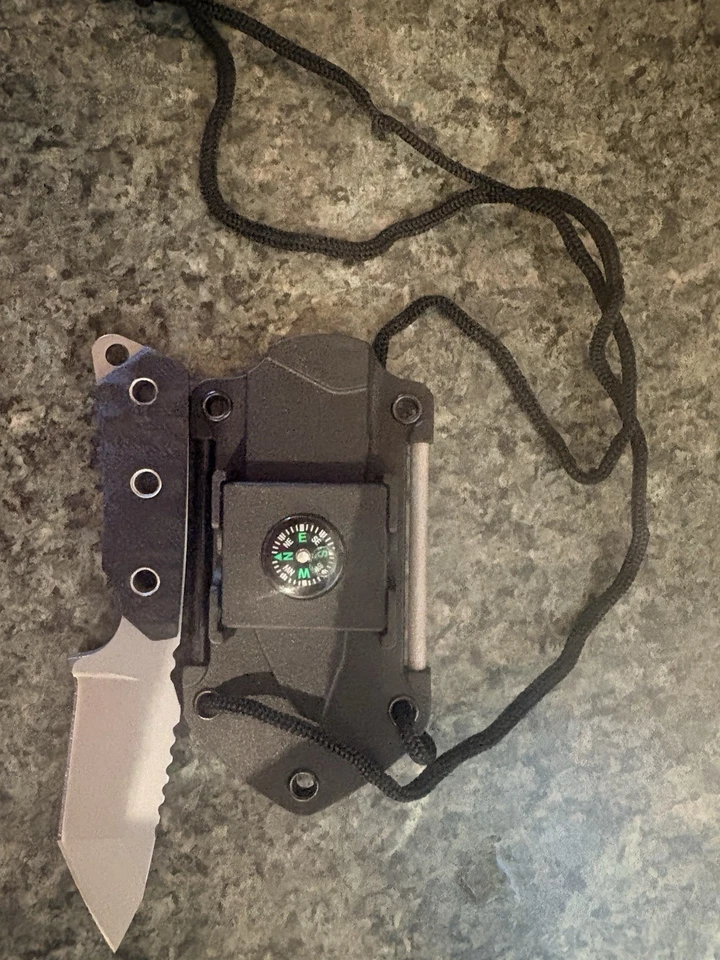 SOG Reverse Tanto Neck Knife - Image 4 of 4