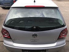 VW Polo 9N3 Heckklappe mit Heckscheibe für 3 und 5 türer LA7W Reflexsilber