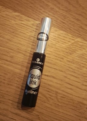 Essence Liquid ink Eyeliner