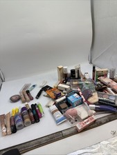 Lot Of 70 Women s Make Up Products -Eye Shadow, Brushes, Lip Balms, Etc 68