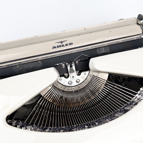 Máquina de escribir Adler Tippa 1, 1964 - Foto 4 di 5