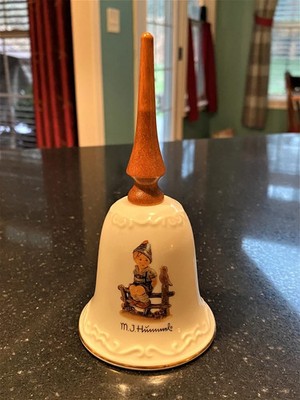M.I. Hummel Goebel Porcelain Collector Bell ''Wayside Harmony''