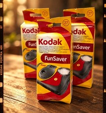Kodak FunSaver 35mm Disposable Film Cameras 27 Exposure w/ Flash Lot of 3