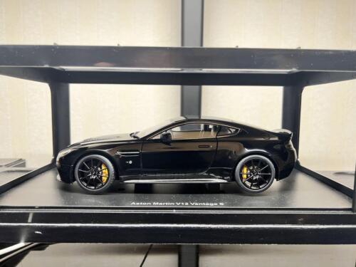 1/18 Autoart Aston Martin V12 Vantage S - Picture 1 of 6