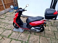 peugeot kisbee 50cc scooter In Excellent Condition And Low Millage