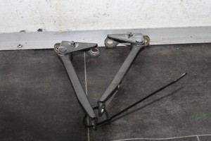 Motorhaubenscharnier Satz vorne links / vorne rechts Volvo V40 Bj. 2003