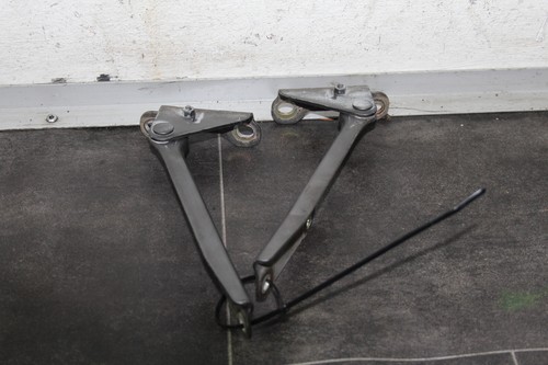 Motorhaubenscharnier Satz vorne links / vorne rechts Volvo V40 Bj. 2003