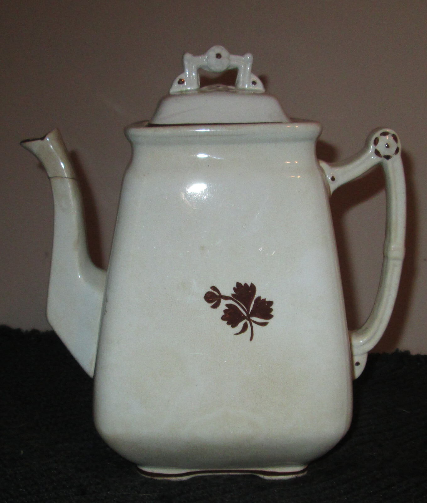 Royal Patent Ironstone China ARTHUR J WILKINSON England tea leaf coffee