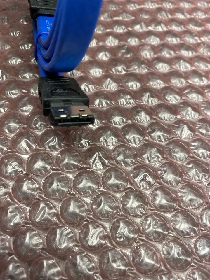 New Tripp Lite P950-36I 36" ATA II Signal Cable - Image 4 of 4