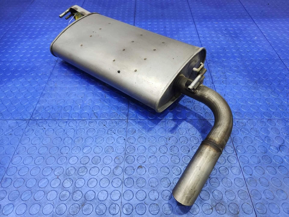 Silenciador de escape trasero Toyota Prius 2016-2019 pieza original OEM 17430-37720 Foto 3 de 4