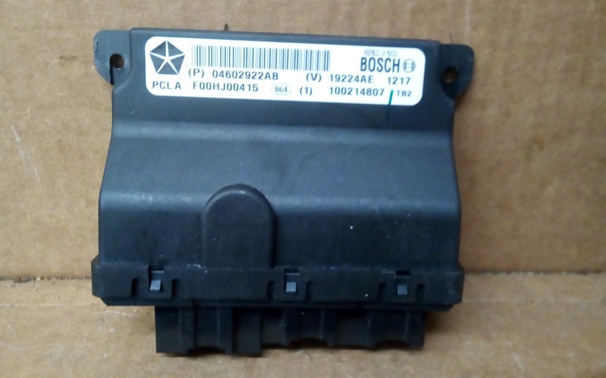 2007 Jeep Grand Cherokee Right Side Door Control Module CH