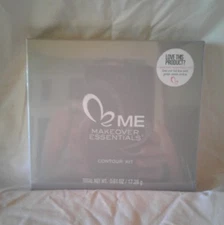 NEW, ME Makeover Essentials, Contour Kit