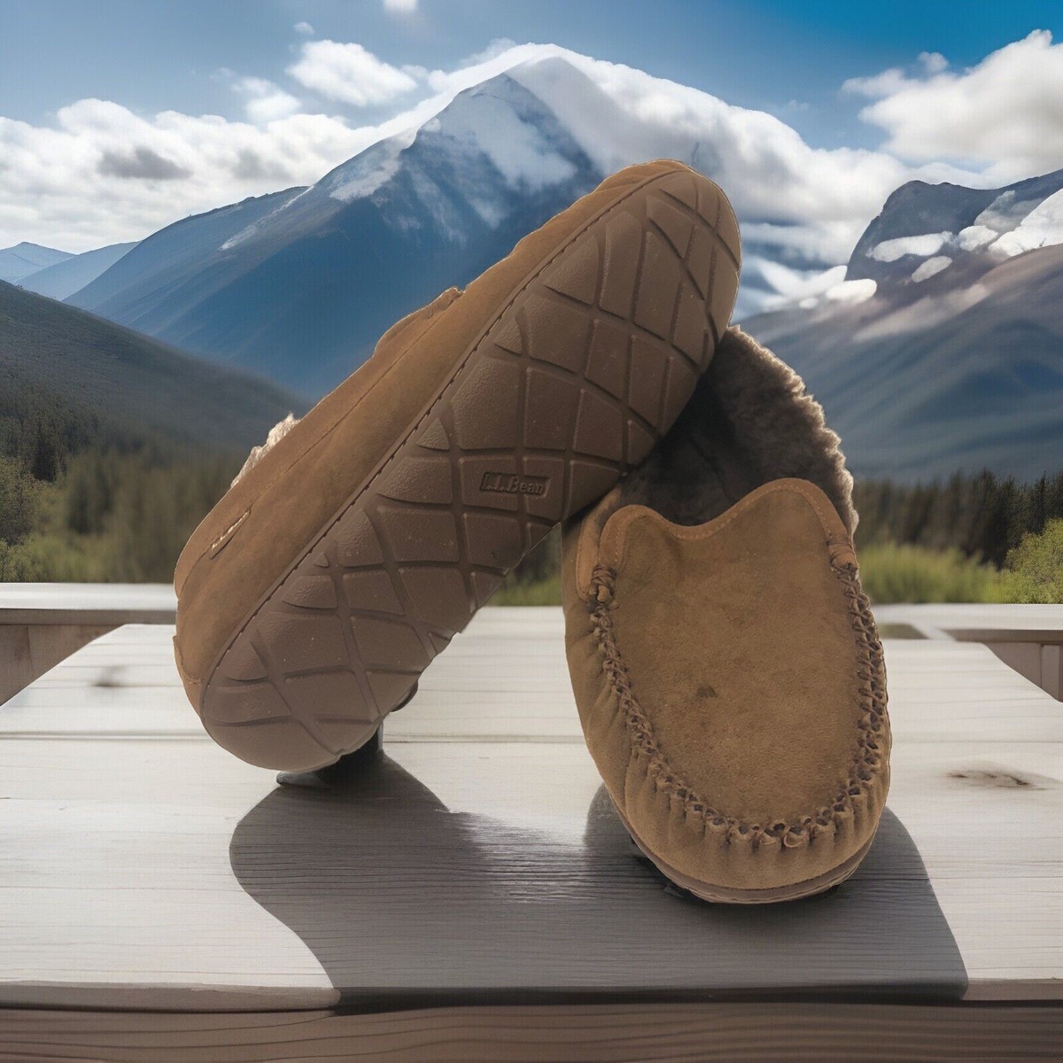 LL Bean Men's Choco Brown Wicked Good Shearling Lined Venetian