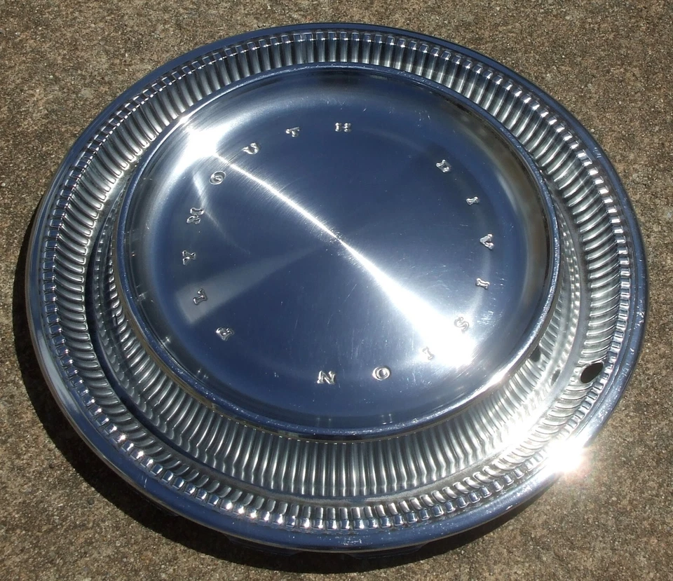 Juego de 4 tapacubos originales Plymouth Gran Fury Suburban 15" cubiertas de rueda 1972 1973 Foto 4 de 4