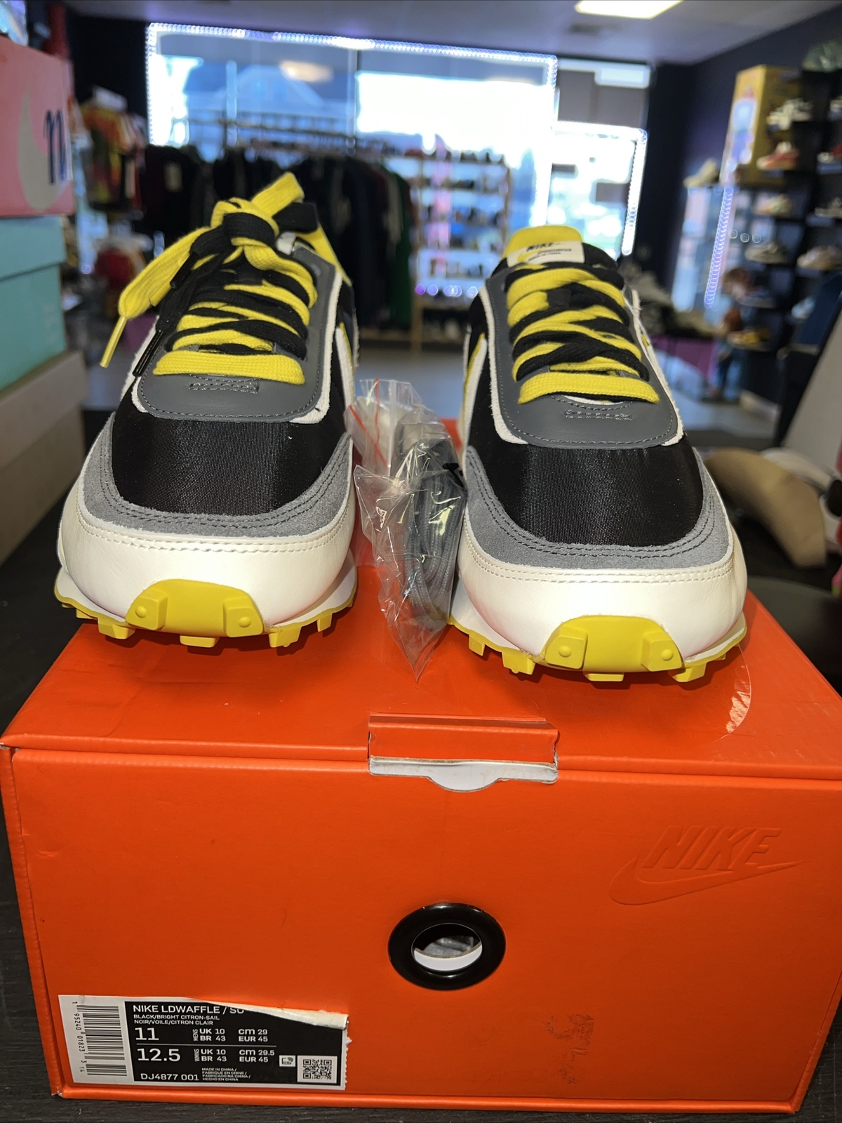 SACAI X NIKE Scarpe waffle Nike x Sacai x Undercover LD ""Nero limone brillante"" (DJ4877 001)